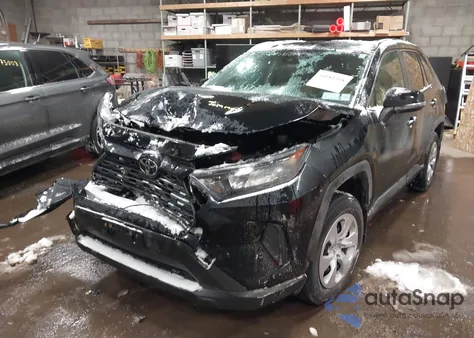 2020 Toyota Rav4 Le z USA, uszkodzony, nr VIN JTMG1RFV3LD068230